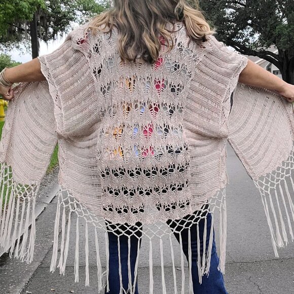 Fringe Kimono - Picture 2 of 3